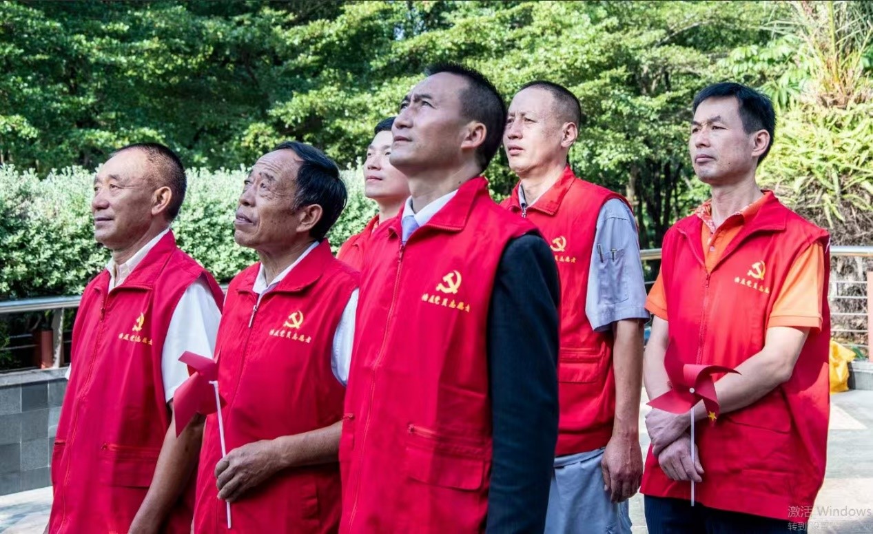 參加升國旗儀式4.jpg